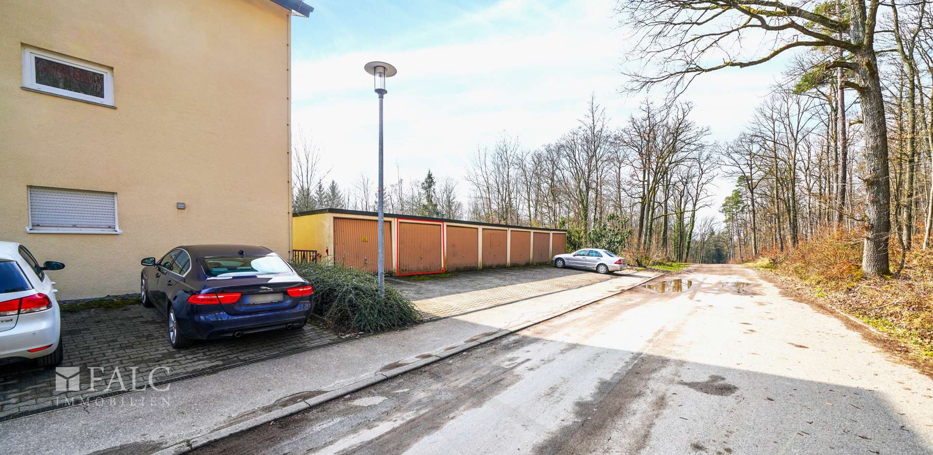 Ihre Garage/Stellplatz